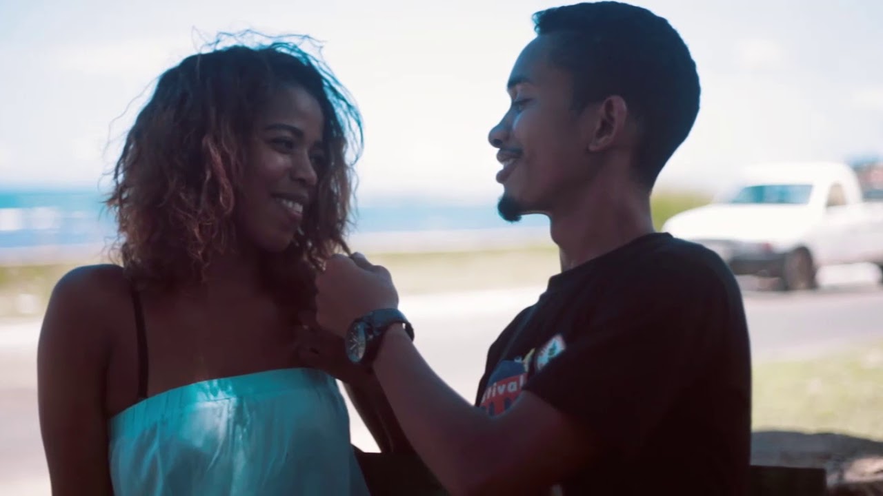 DAYONN DE L'EST feat DOCTEUR LOVE  Magnahody Clip Officiel 2k20