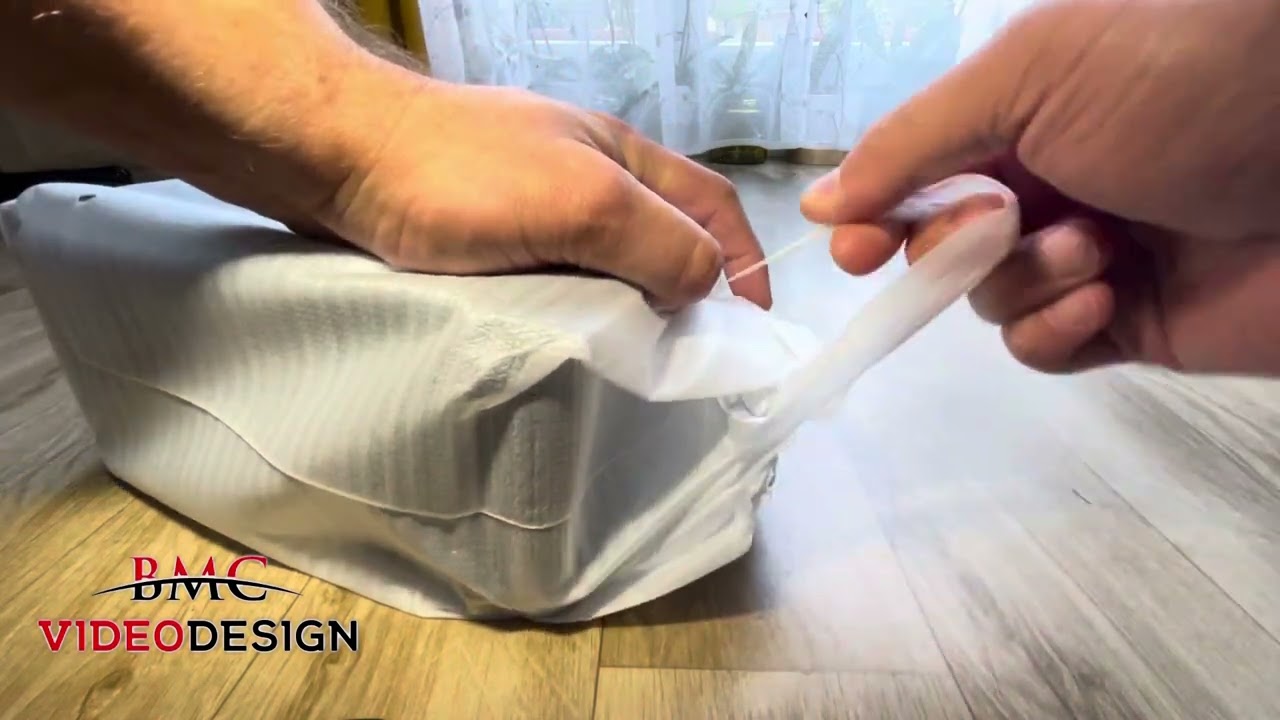 Unboxing and tears down Imperial Radio i110