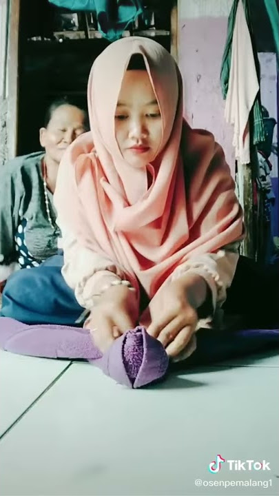 Tutorial melipat handuk bikin ngilu😂
