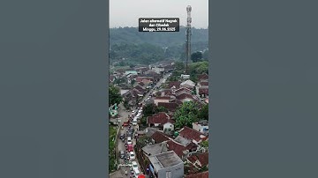 Thumbnail of semoga bisa mengatasi kemacetan dengan dibangunnya jalan tol bocimi