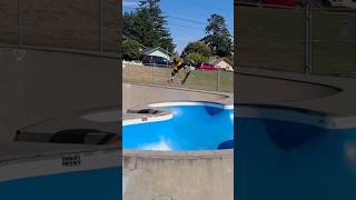 Sketchy 1 but I'll take it!! #skateboarding #skateboarding #skateboardvibes #skateboardtricks