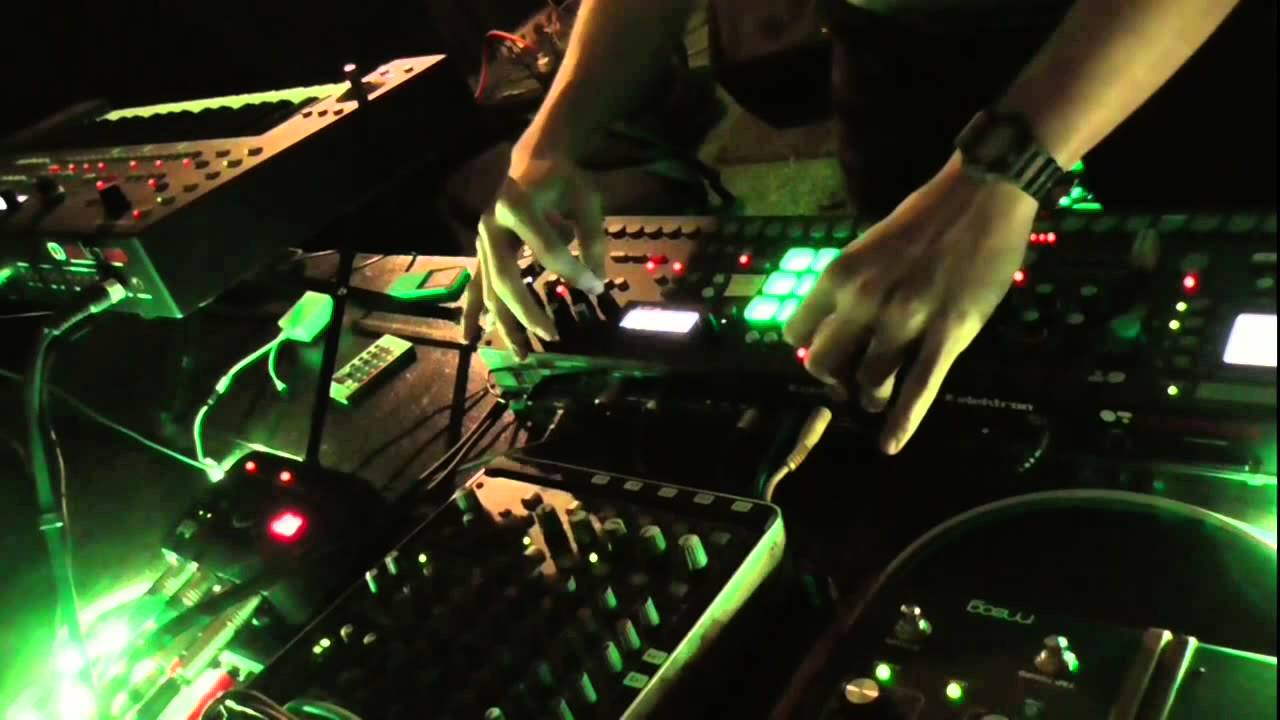 experimental live with Elektron Music machines