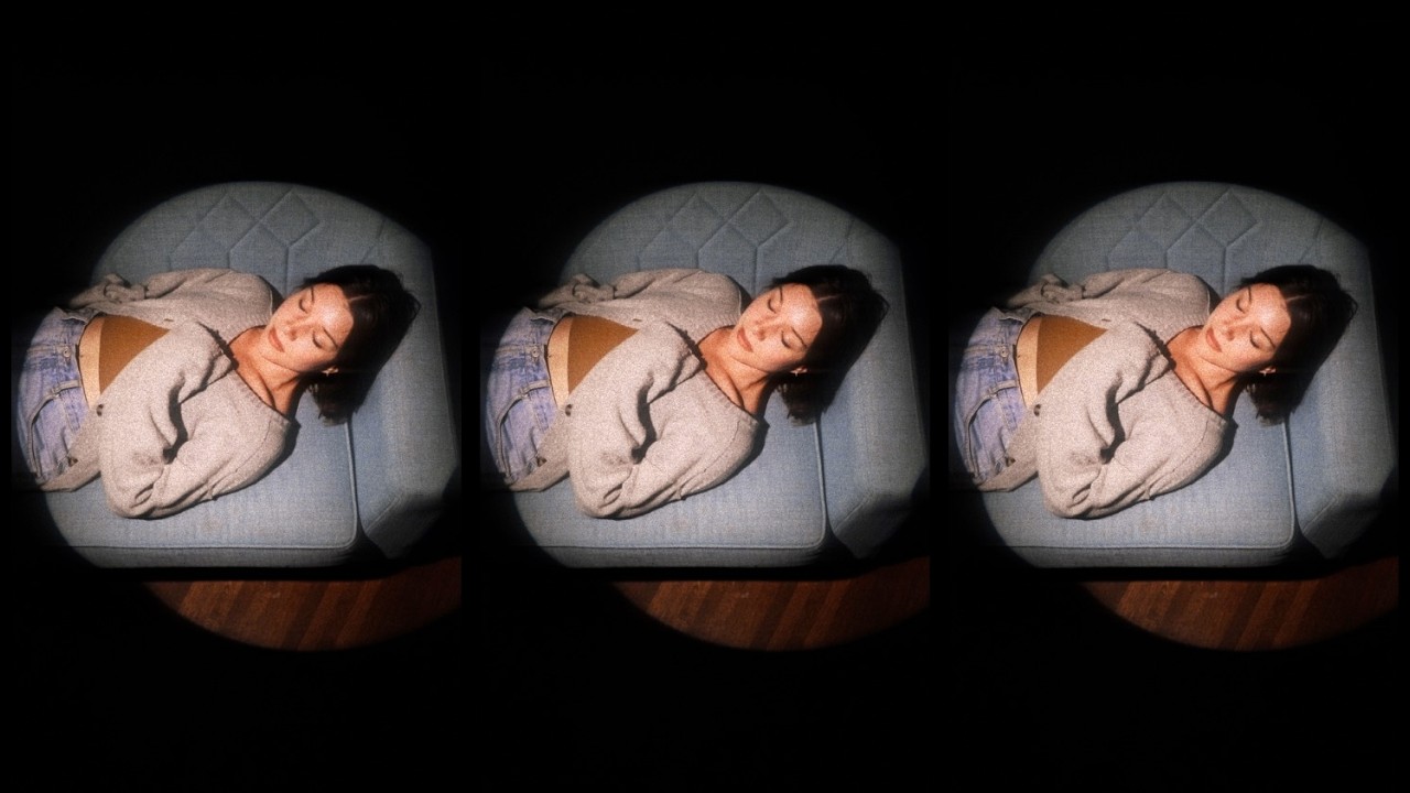 Bre Kennedy - Looking For (Official Music Video) adlı videoyu YouTube'da izle Bre Kennedy - Looking For (Official Music Video) adlı videoyu YouTube'da izle