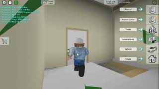 I tried to rob a bank in roblox .