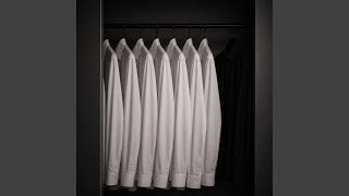 Un'ombra nell'armadio