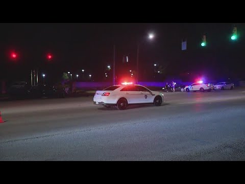 Motorcycle crash leaves 1 dead - YouTube