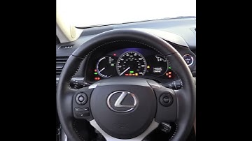 Startup a  Lexus CT200h