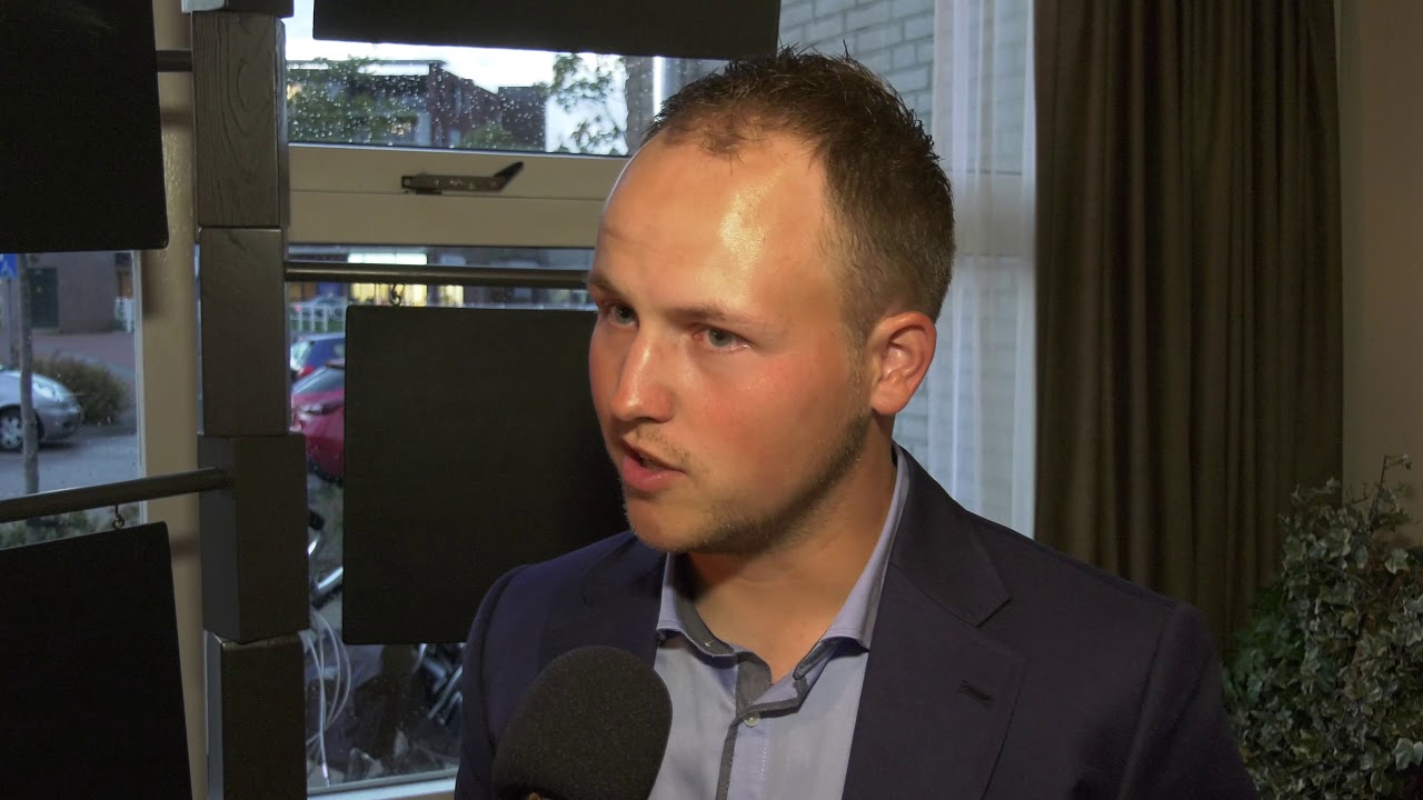 Huldiging Luciën de Rade wereldkampioen vissen