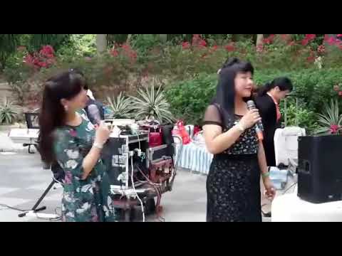 屯门公园表演  旺角菜街艺人  2018  4 25  小红  喻米英  香港靓女多