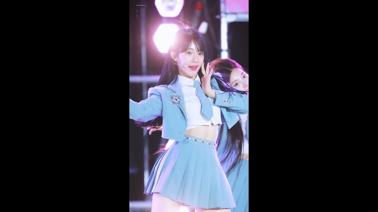 221018 woo!ah!(우아!) NANA(나나) 4K 세로 직캠 «단거(Danger)» 무대 @THE SHOW 경주