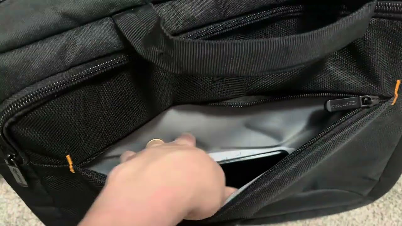 Amazon Basics 14 Inch Tablet Bag Review