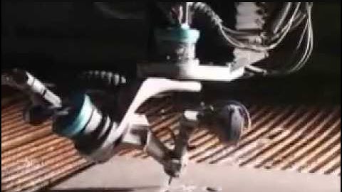 Máy cắt tia nước Flow