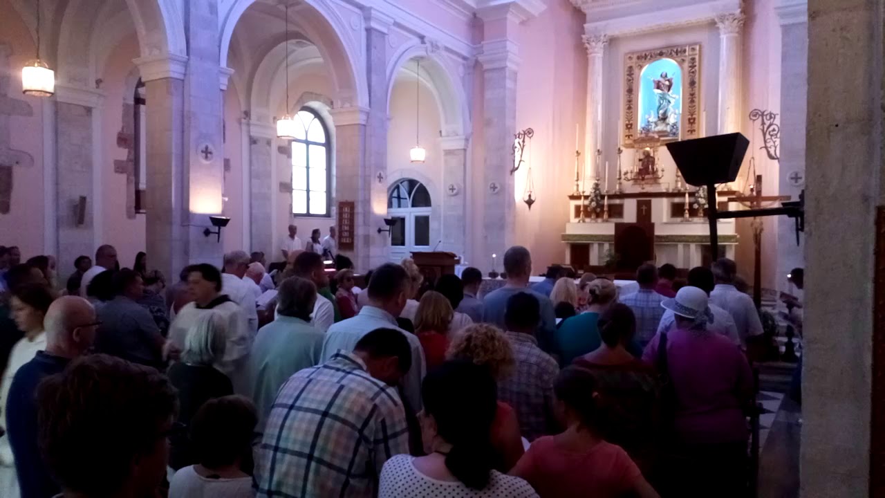 Kisha katolike chania🙏