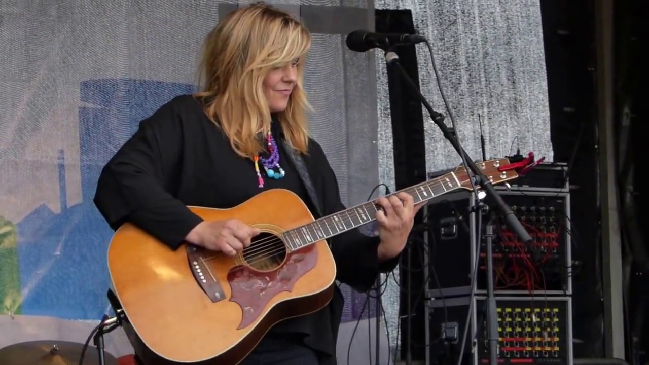 Marie Frank - Under The Water (Live, Aarhus Pride 2017)