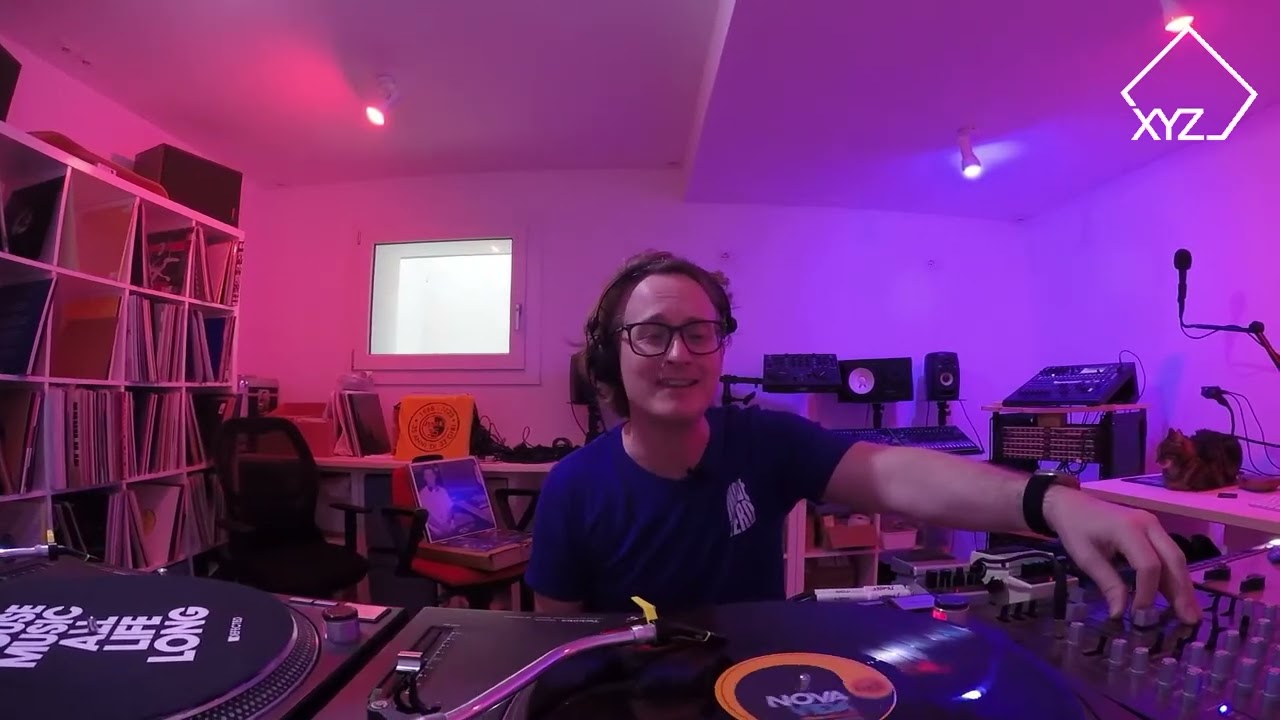 "0-100" Show - XYZ CREATIVE CENTER - July 2024