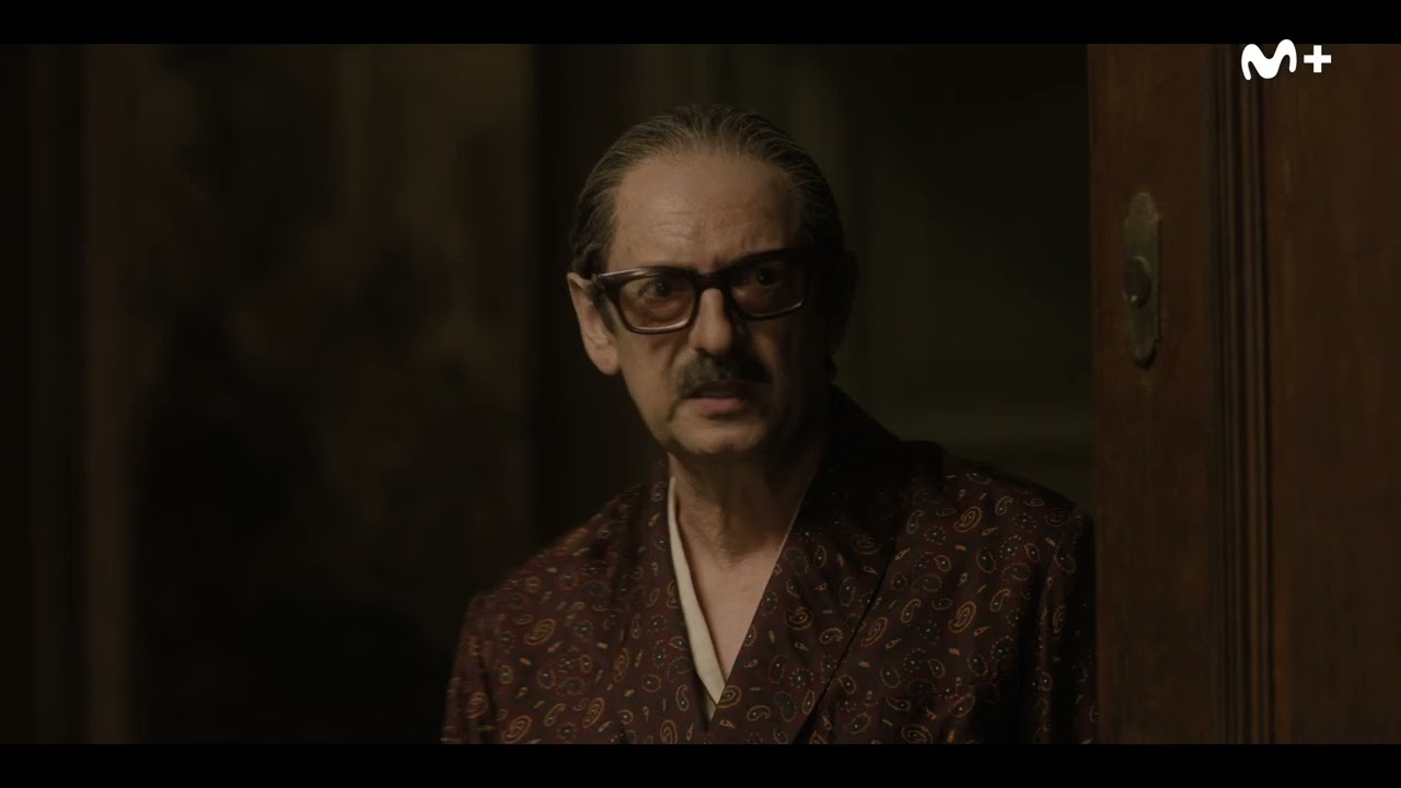 Adolfo Suárez (Álvaro Morte) habla con Gutiérrez Mellado (Manolo Solo) en 'Anatomía de un instante'