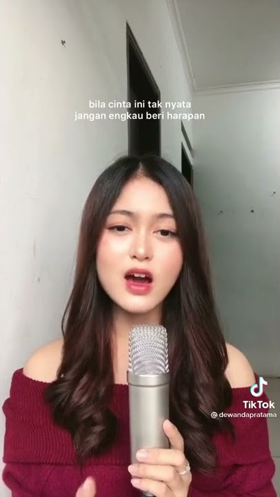 Tiara Andini Merasa indah