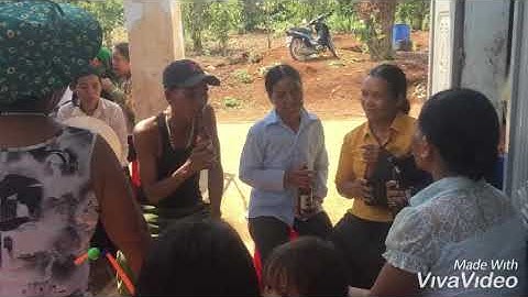 Phong tục cúng bên nước