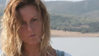 LA MARI - LA VIDA VIENE Y VA (VideoClip Oficial)
