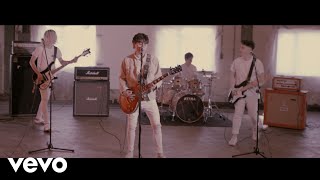 Video thumbnail of "Pretty Vicious - Move"