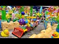 Main Kereta Api Choo Choo Train dan Tangkap Bebek Dapat Boneka dan Gulali Permainan Karnival