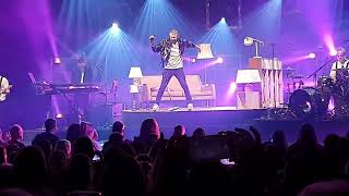 Christophe Willem - Je Tourne Ed Rond (Short Clip) I L'Olympia May 30, 2024