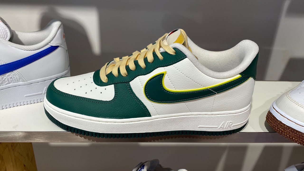 ★関税込★NIKE★Air Force 1 '07 LV8 Sail Noble Green★25-31 Nike Air Force 1 '07 LV8 (Sail/Opti Yellow/Noble Green