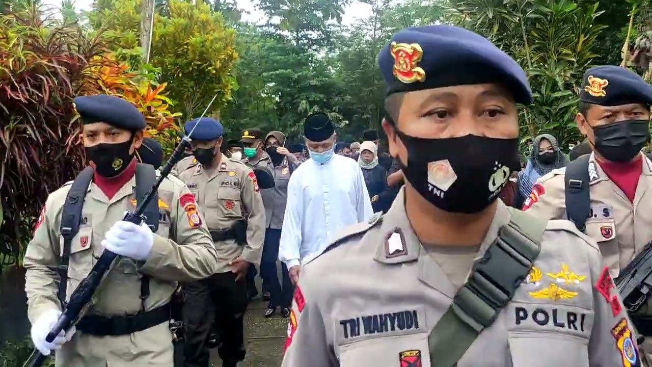 PEMAKAMAN AKP SIDIK PRAMONO, S.H.