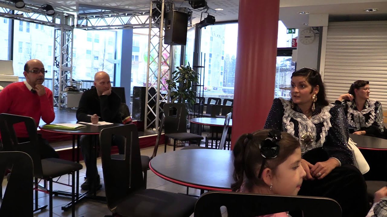 Kanneltalo, 26.10.2014 Romaninuorten päivä.