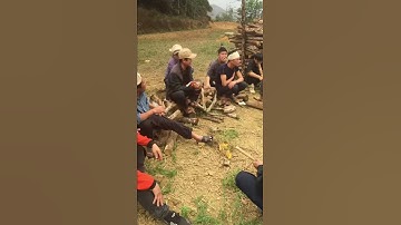 Làm lý người nùng đưa tiễn bà về nơi an nghỉ