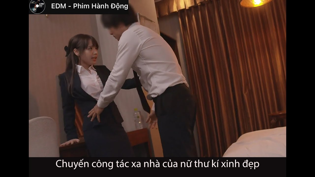 ⁣Chuyến công tác xa nhà của nữ thư kí xinh đẹp