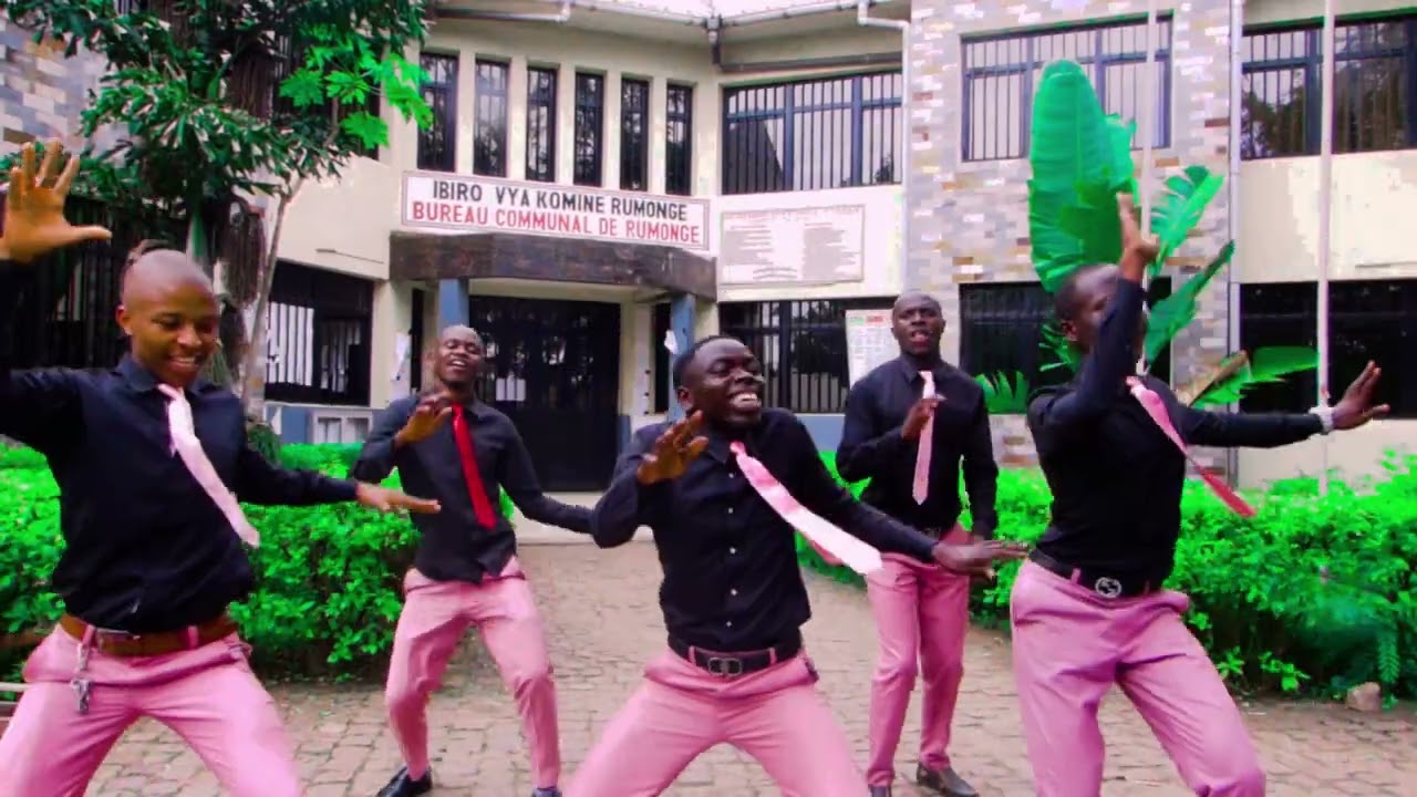 HEMBURA   BY  SHARIZA  CHOIR OFFICIAL GOSPEL VIDEO