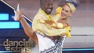 Vernon Davis and Peta's Quickstep (Week 03) - Dancing with the Stars Season 29!
