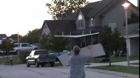 49-inch FB-49 Foam Flying Wing "Walkalong" (Runalong) Glider Best Flight