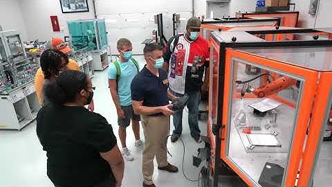 Go Far in Advanced Manufacturing and Engineering Technology and OCtech!