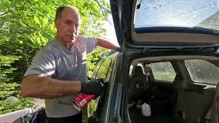 Using spray foam to fill large openings -  Great Stuff is used in this video