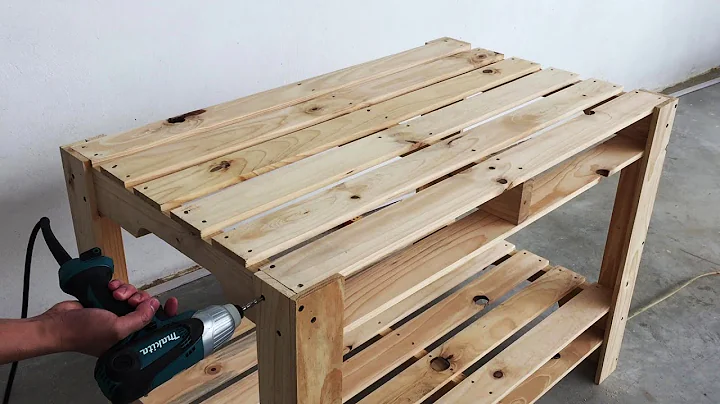 Woodworking Ideas With Pallet - Making Workbench From Pallet