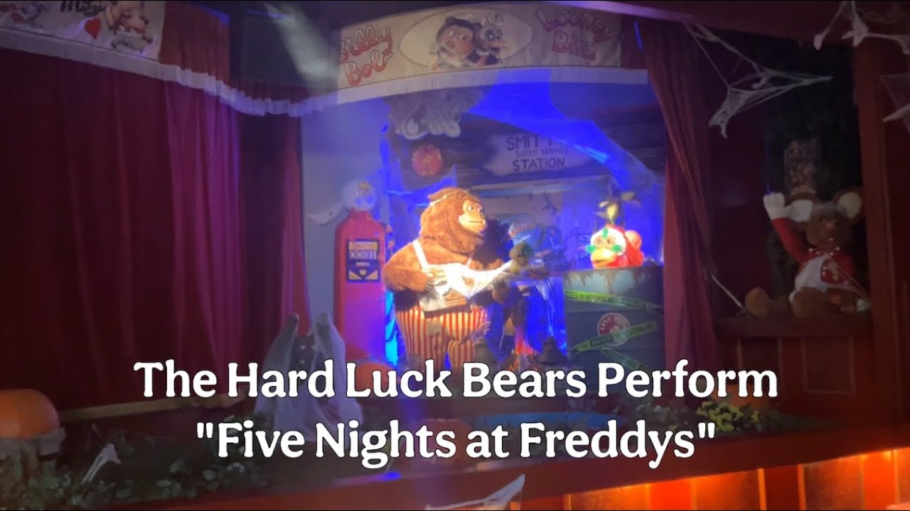 The Hard Luck Bears Perform “Five Nights at Freddys” at Gullivers Kingdom
