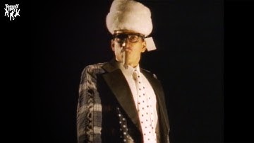 Digital Underground - The Humpty Dance (Music Video) [Explicit]