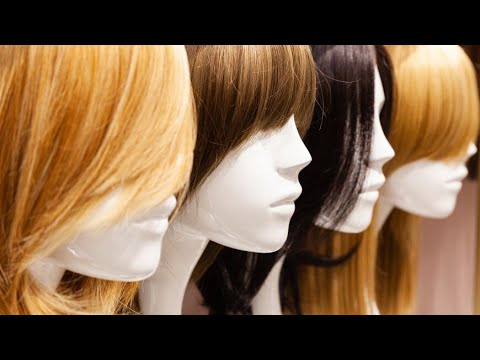 КНДР зарабатывает миллионы долларов на экспорте париков и ресниц