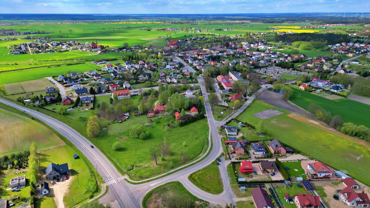 Smętowo Graniczne z lotu ptaka w 4k.