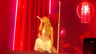 Sabrina Carpenter - Bet U Wanna Emails I Cant Send Tour Singapore