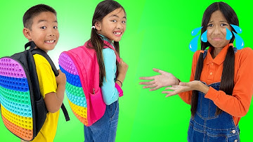 School Showdown: Pop It Backpacks & Magical Toys with Wendy