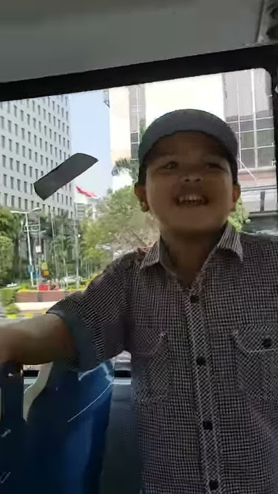 Kennard Story : Naik Double Decker Bus