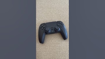 Unboxing the black PS5’s DualSense controller, Sony Indonesia. The clicky button is so satisfying!