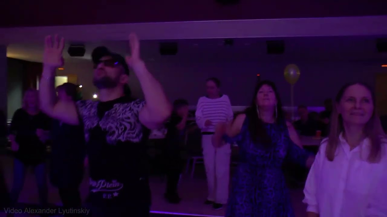 Илья Тимошек " Платье белое"