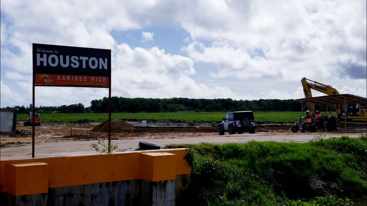 Developments along the East Bank Bypass road at Houston Rome YouTube