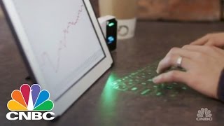 Top Gadgets for the Business Traveler | Tech Yeah! | CNBC screenshot 4