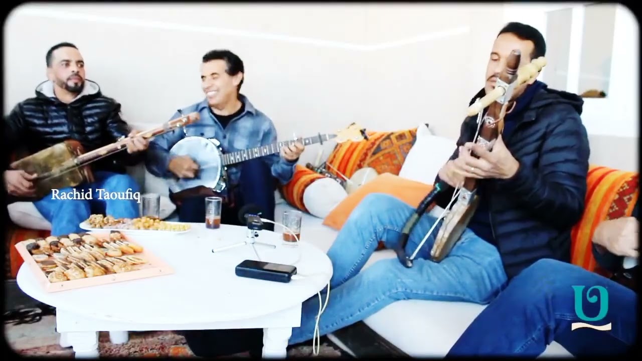 مقطع اخر من الجلسة الرائعة مع الاصدقاء بفيلا اورتي (fattah abou) ......🎶🎶❤