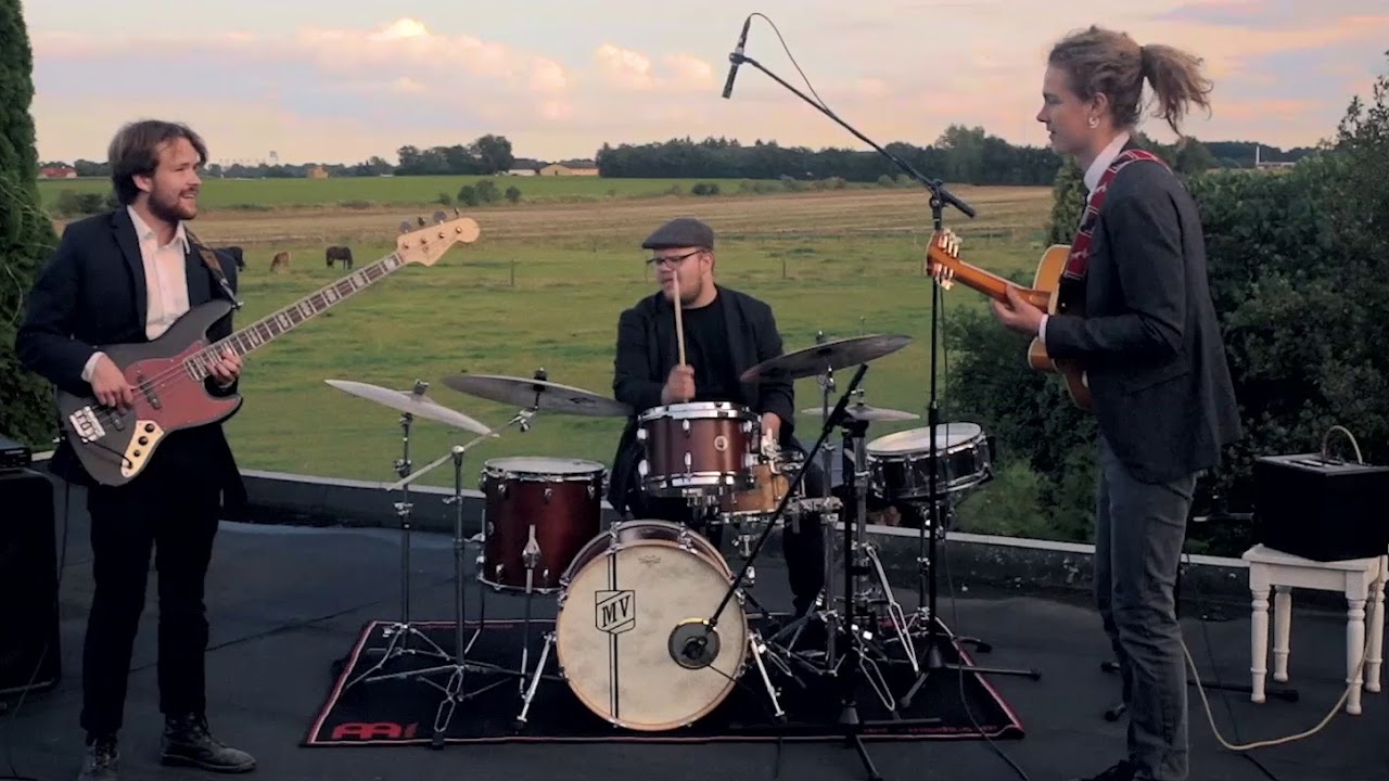 Mandag Morgen Trio - Noget om Helte (fortolkning)